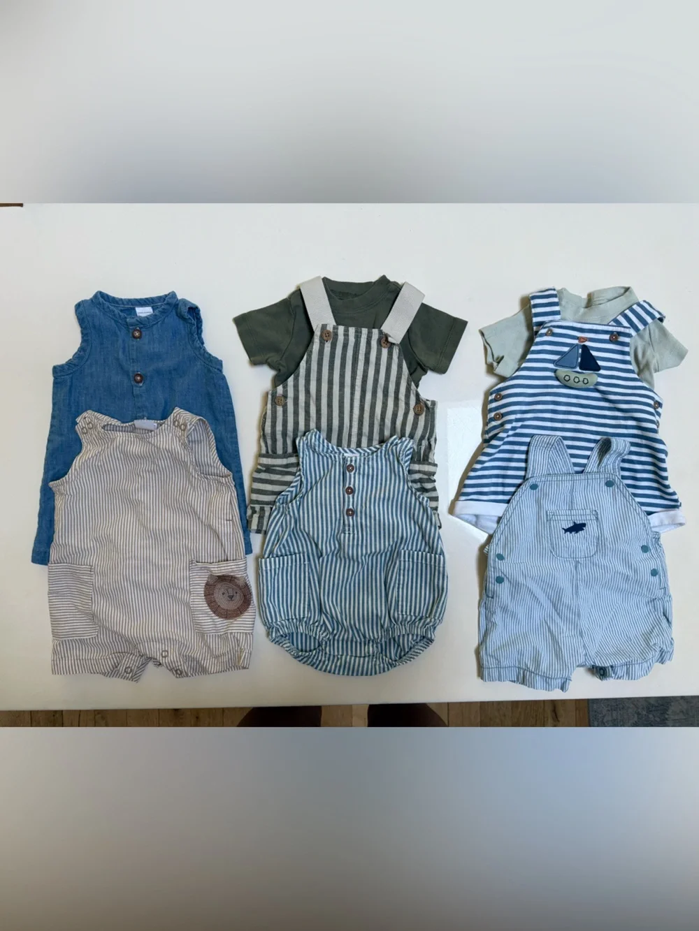 Baby romper sets and onesies! 0-3 months